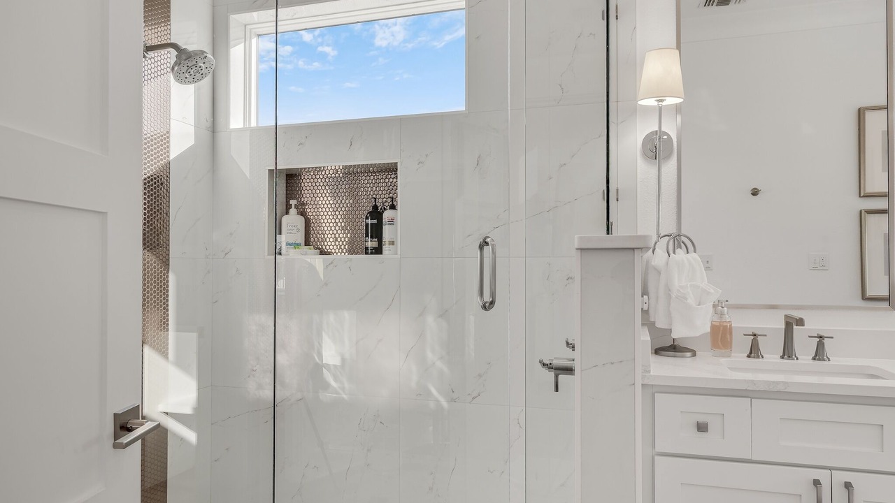 Photo of Bathroom in Holiday Isle