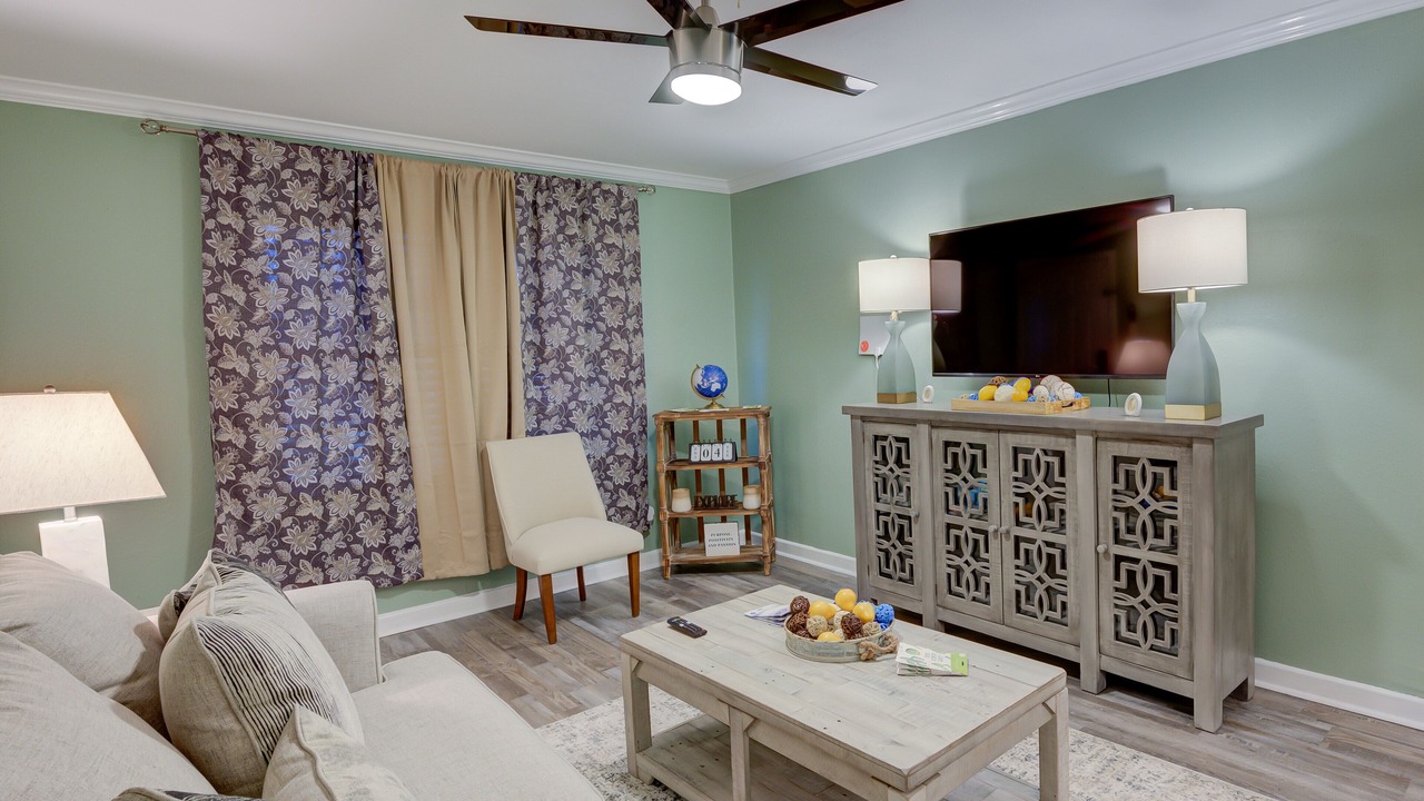Photo of Livingroom in Highland Historic District