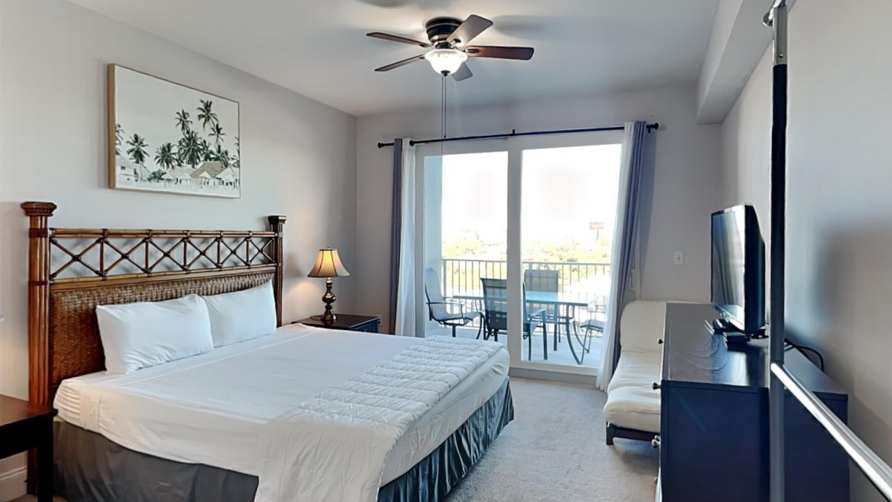 Photo of Bedroom in Panama City Beach