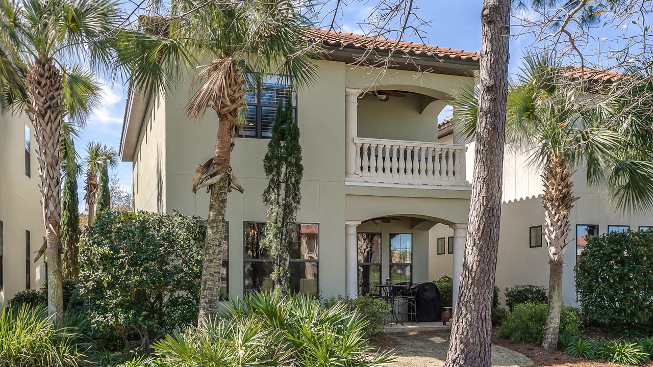 Photo of Outdoor in Villa Lago