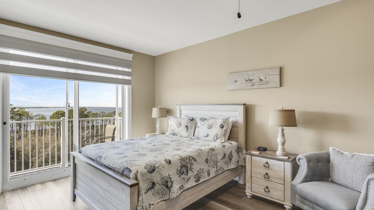 Photo of Bedroom in Baytowne Wharf
