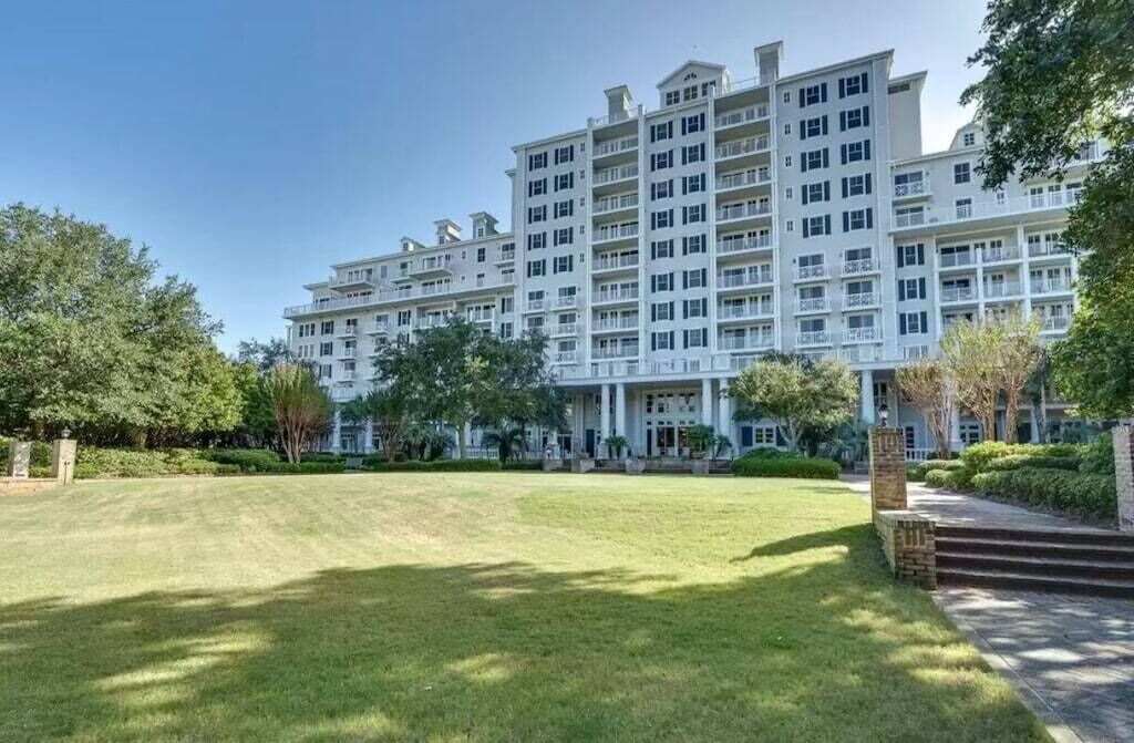 Photo of Outdoor in Baytowne Wharf