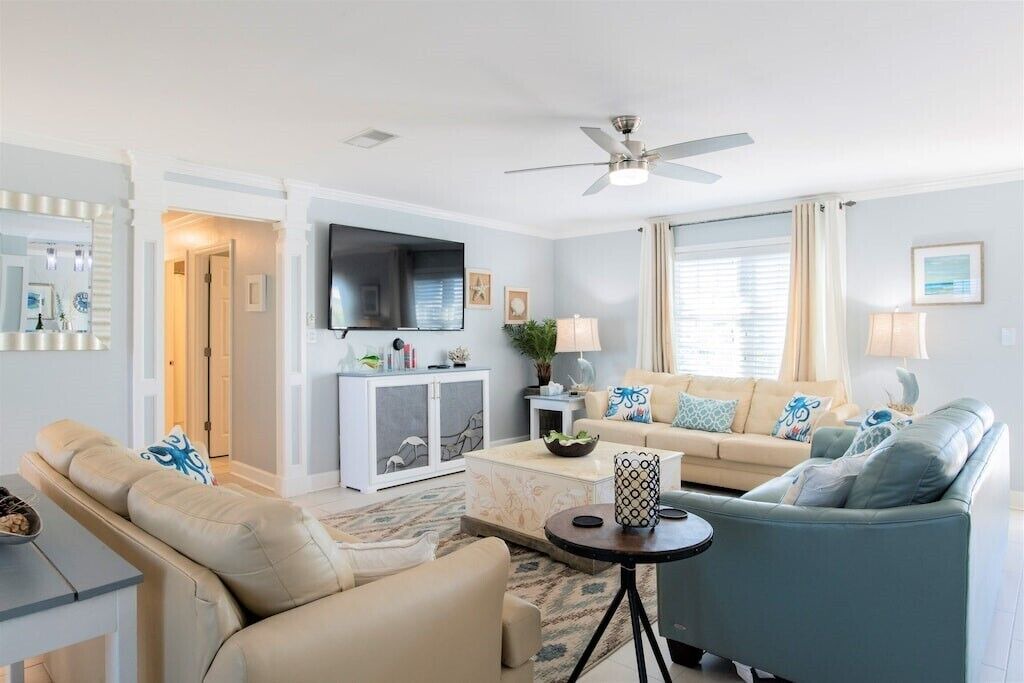 Photo of Livingroom in Perdido Key Coves One