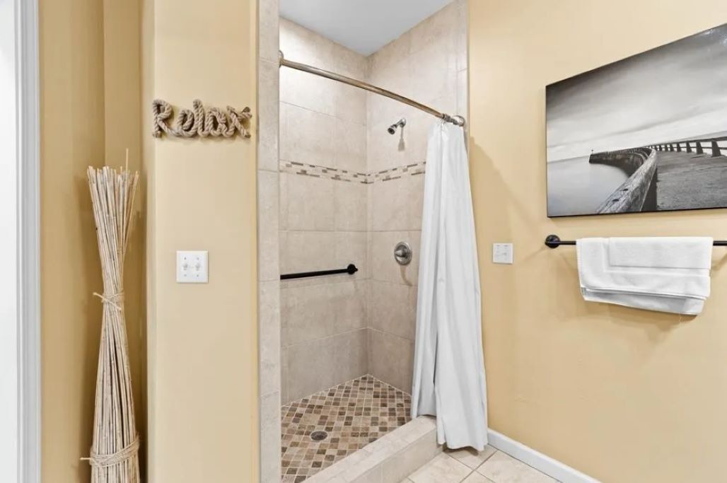 Photo of Bathroom in Treasure Beach Village
