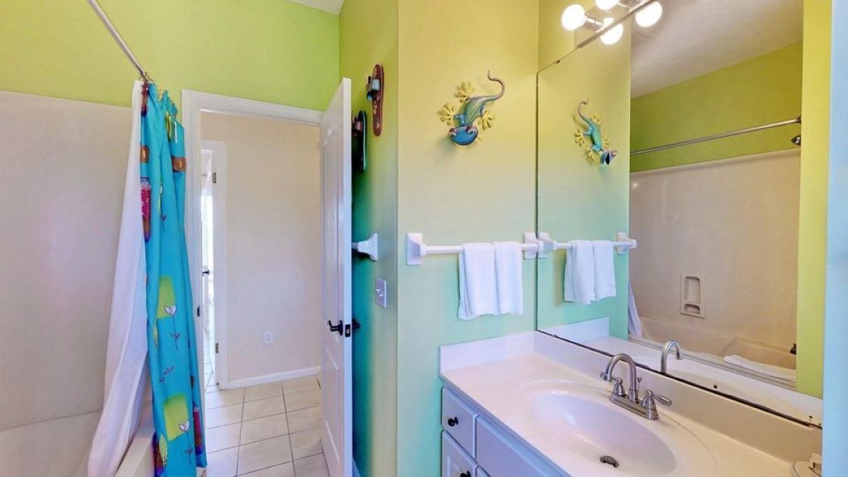 Photo of Bathroom in Treasure Beach Village