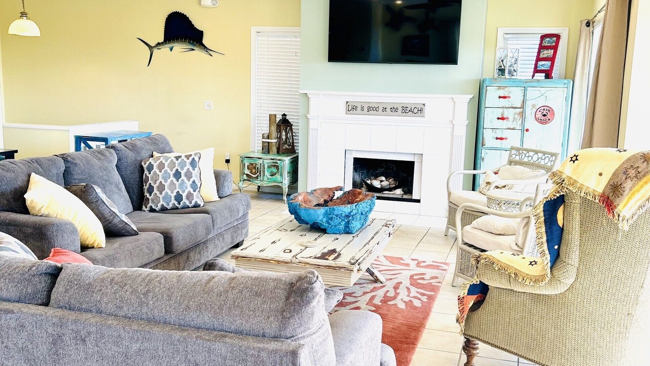Photo of Livingroom in Treasure Beach Village