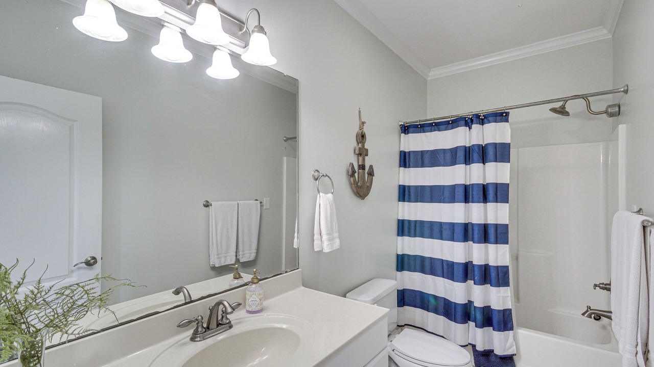 Photo of Bathroom in Lake Catherine