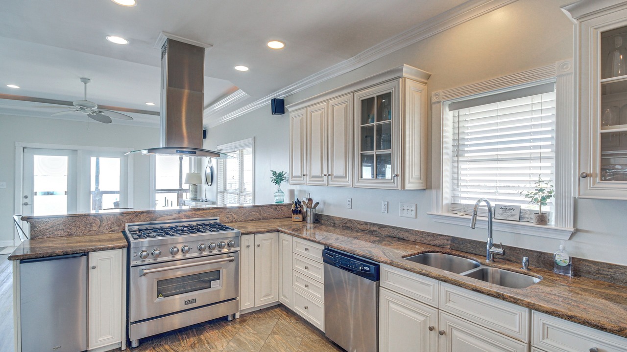 Photo of Kitchen in Lake Catherine