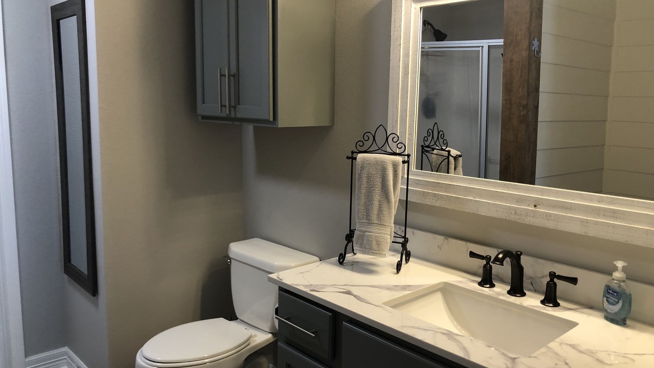 Photo of Bathroom in Hackberry