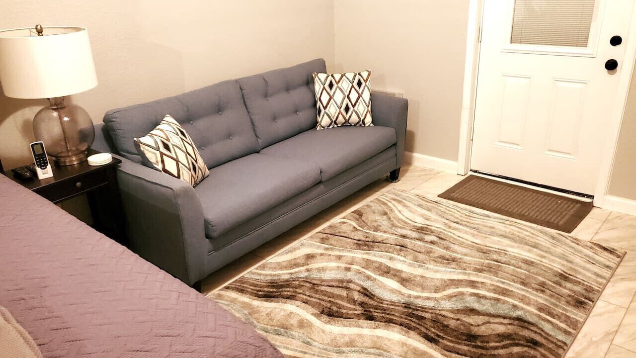 Photo of Livingroom in Carrabelle