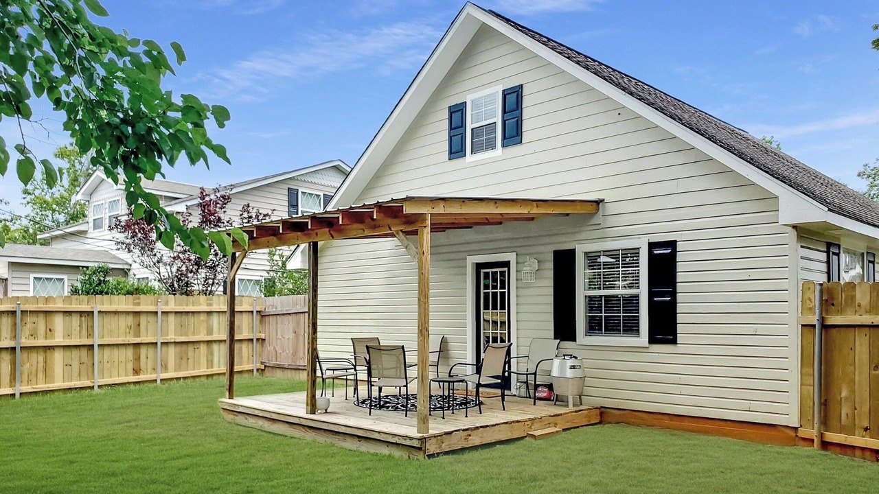 Photo of Outdoor in Leesville