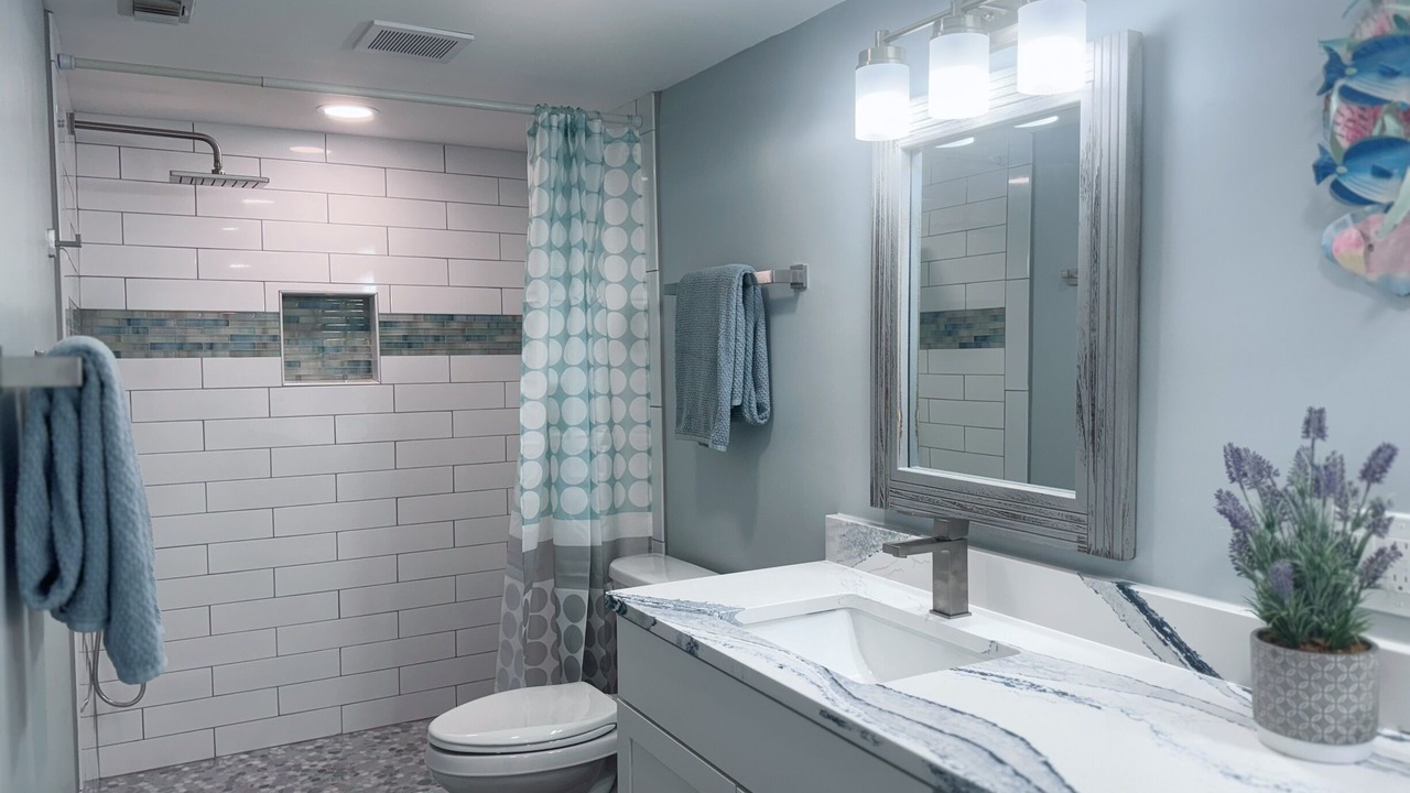 Photo of Bathroom in Thomas Drive