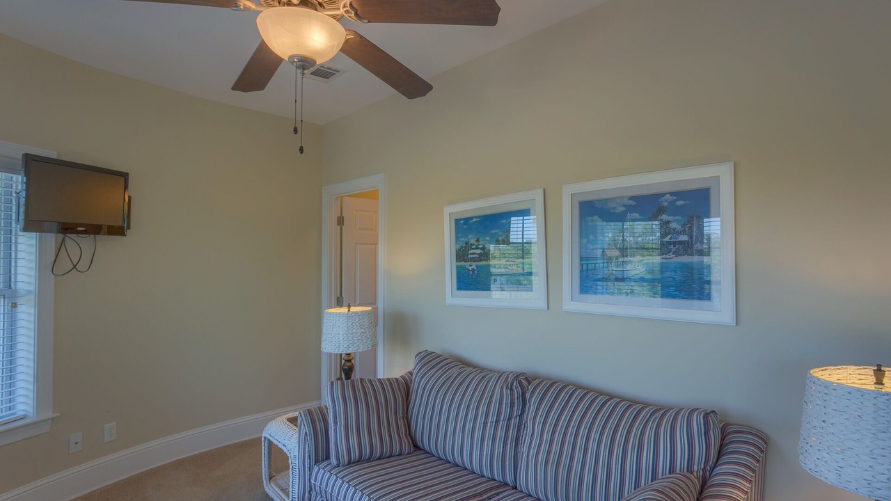 Photo of Livingroom in Sea Palm Village