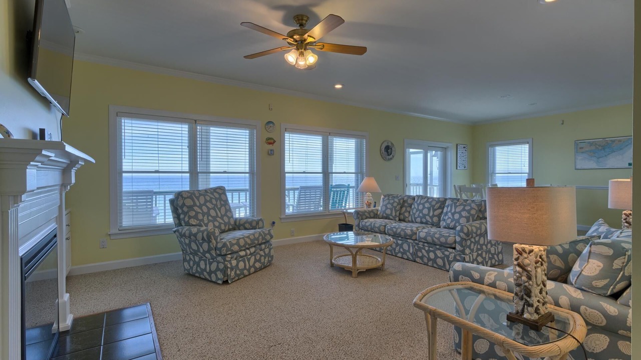 Photo of Livingroom in Treasure Beach Village
