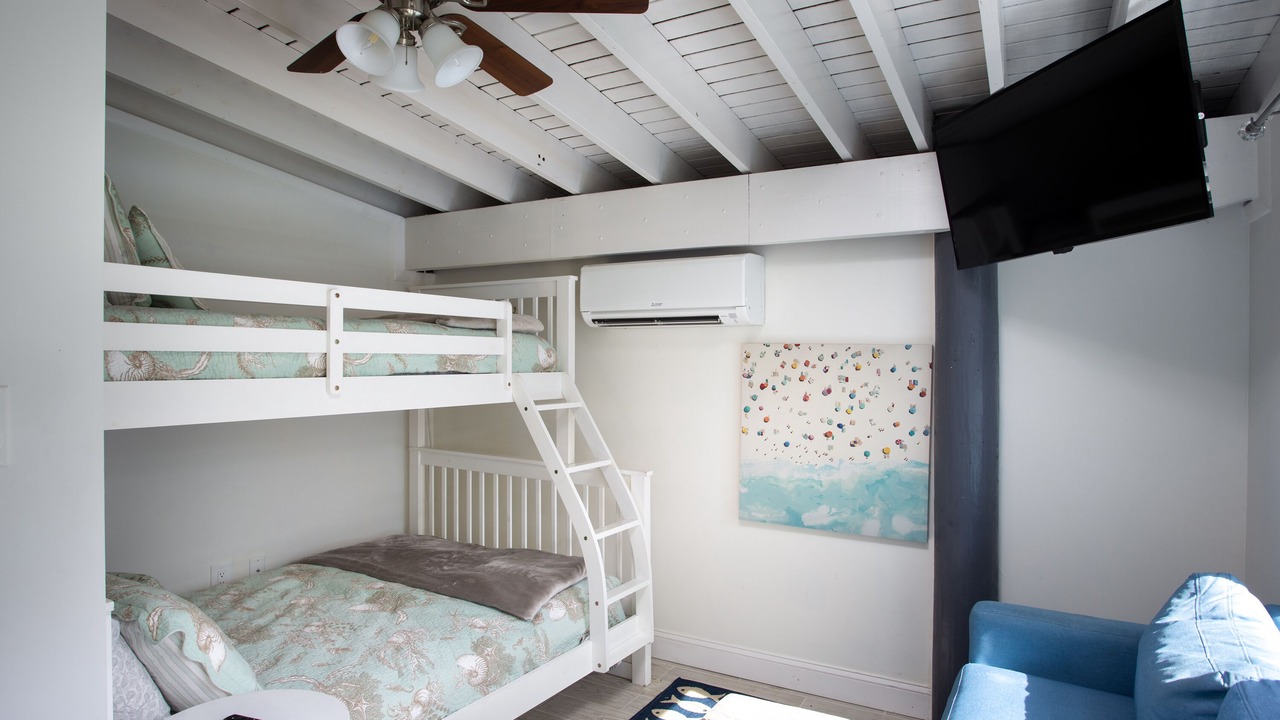 Photo of Bedroom in Bay Point