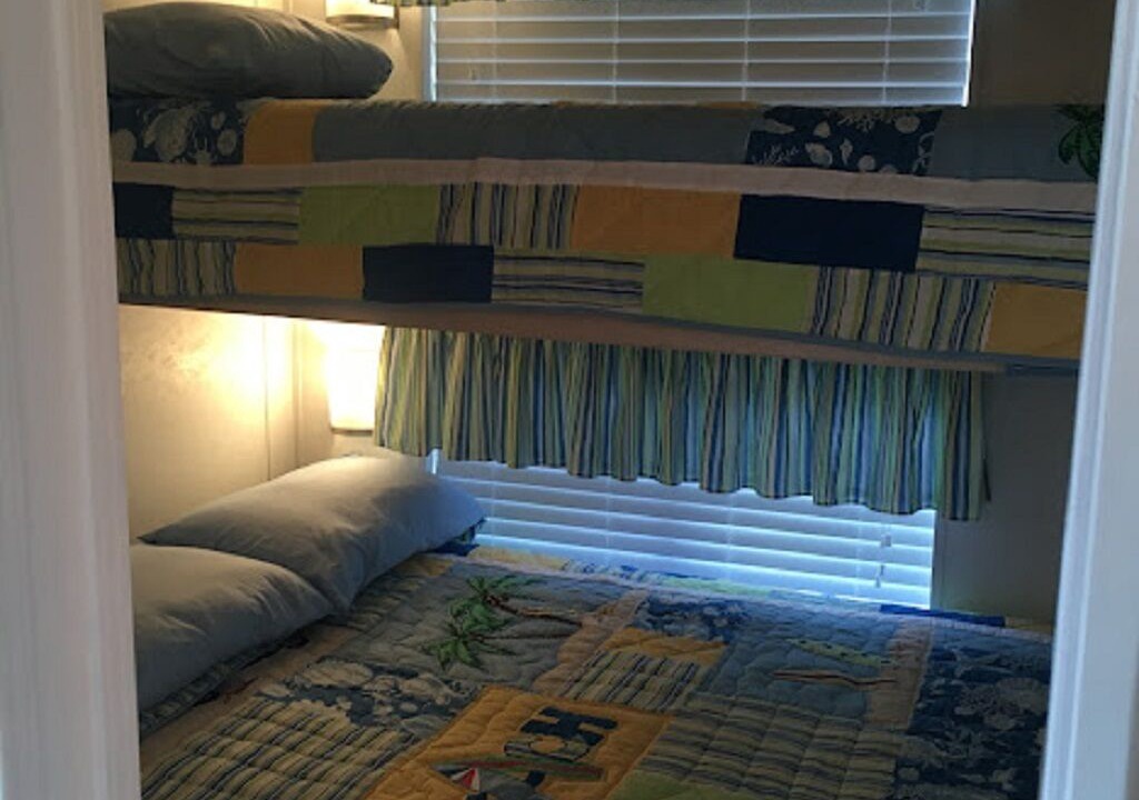 Photo of Bedroom in Upper Grand Lagoon