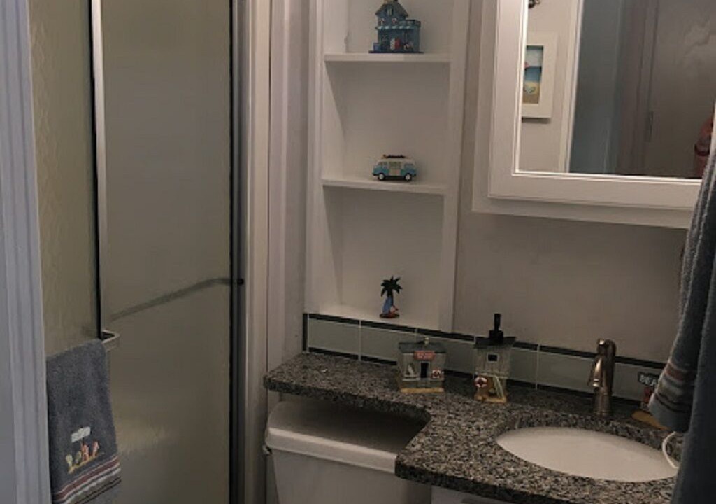 Photo of Bathroom in Upper Grand Lagoon