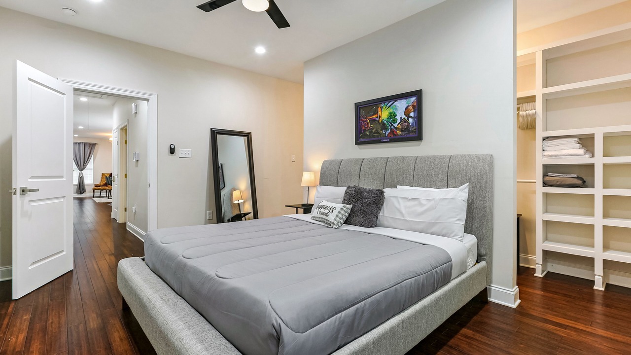 Photo of Bedroom in Seventh Ward