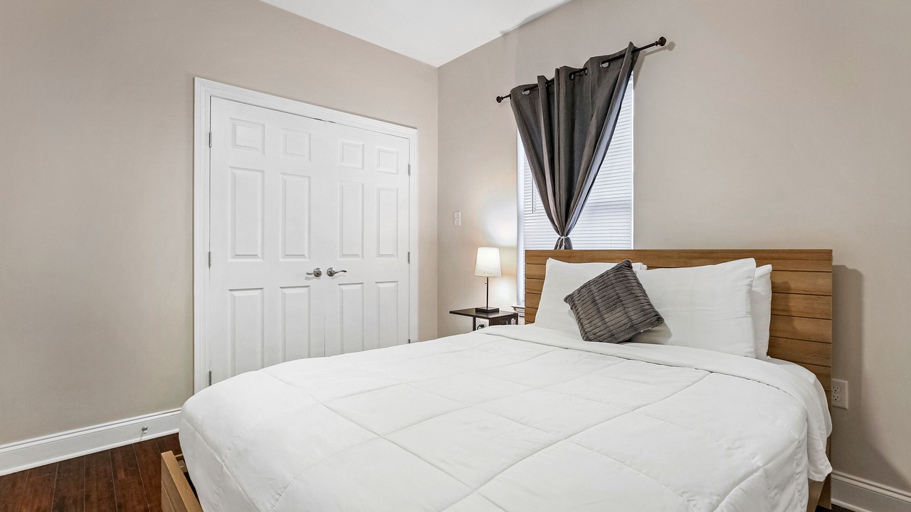 Photo of Bedroom in Seventh Ward