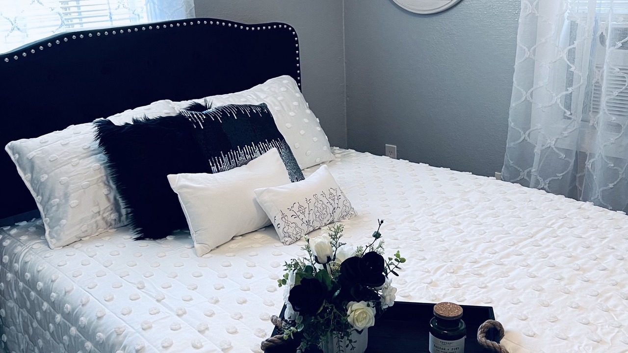 Photo of Bedroom in Galveston