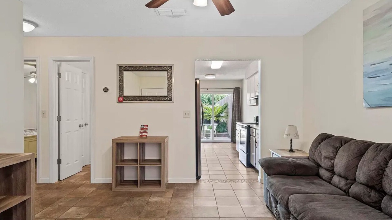 Photo of Livingroom in Treasure Cove