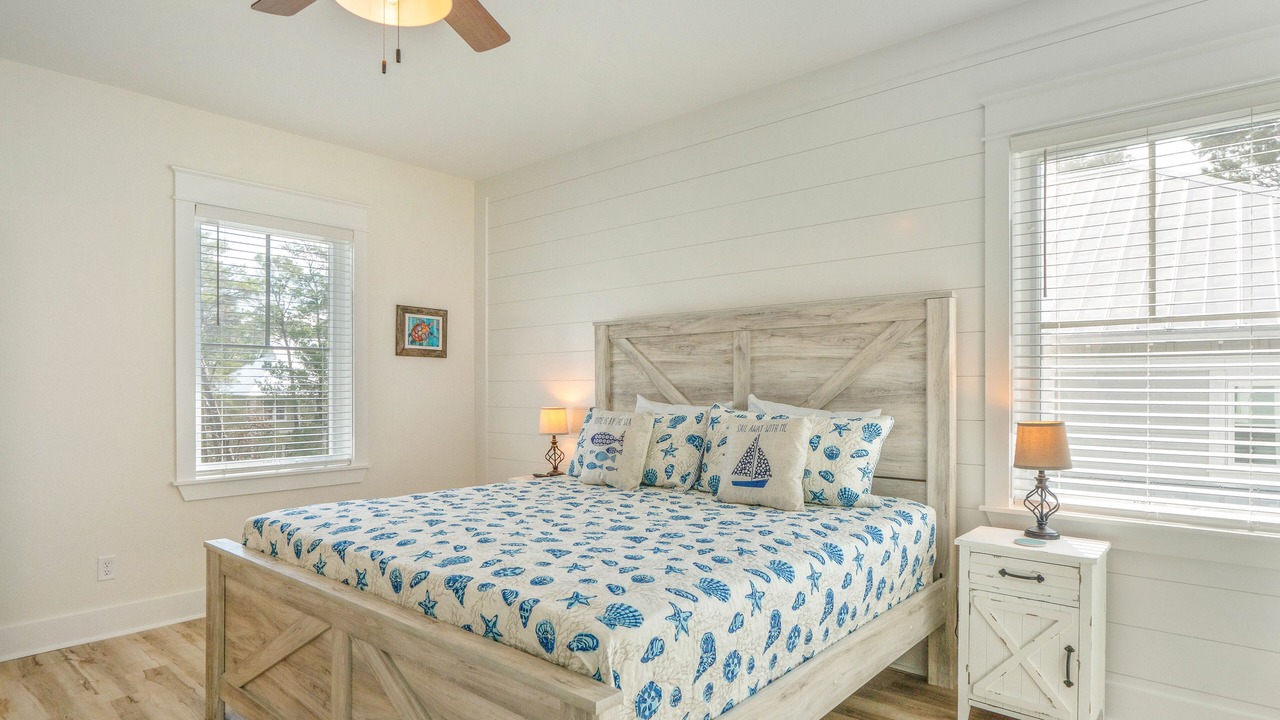 Photo of Bedroom in Lakeside at Blue Mountain Beach