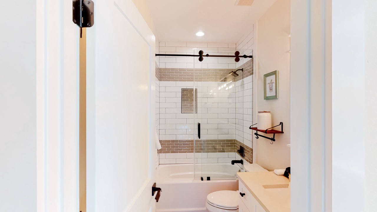 Photo of Bathroom in Lakeside at Blue Mountain Beach