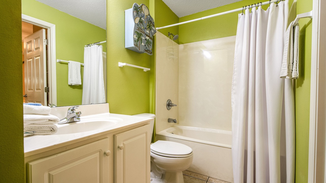 Photo of Bathroom in Navarre Beach