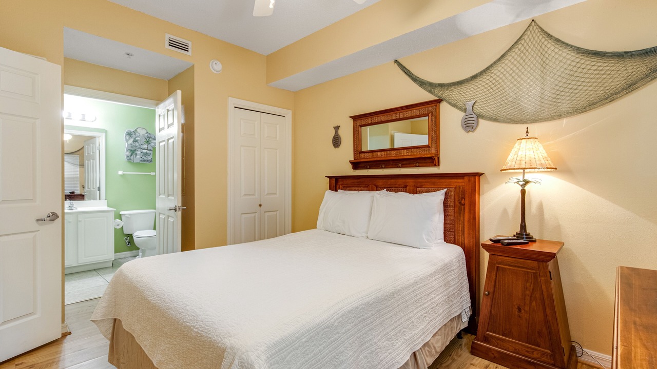 Photo of Bedroom in Navarre Beach