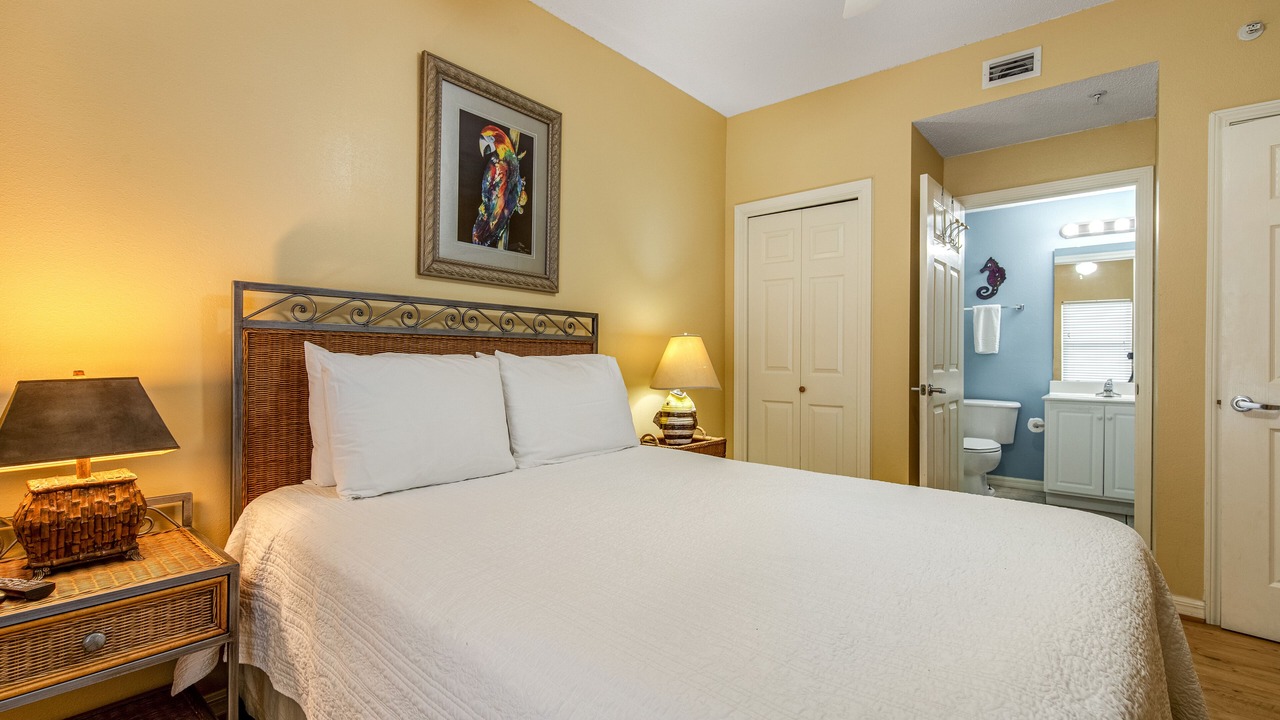 Photo of Bedroom in Navarre Beach