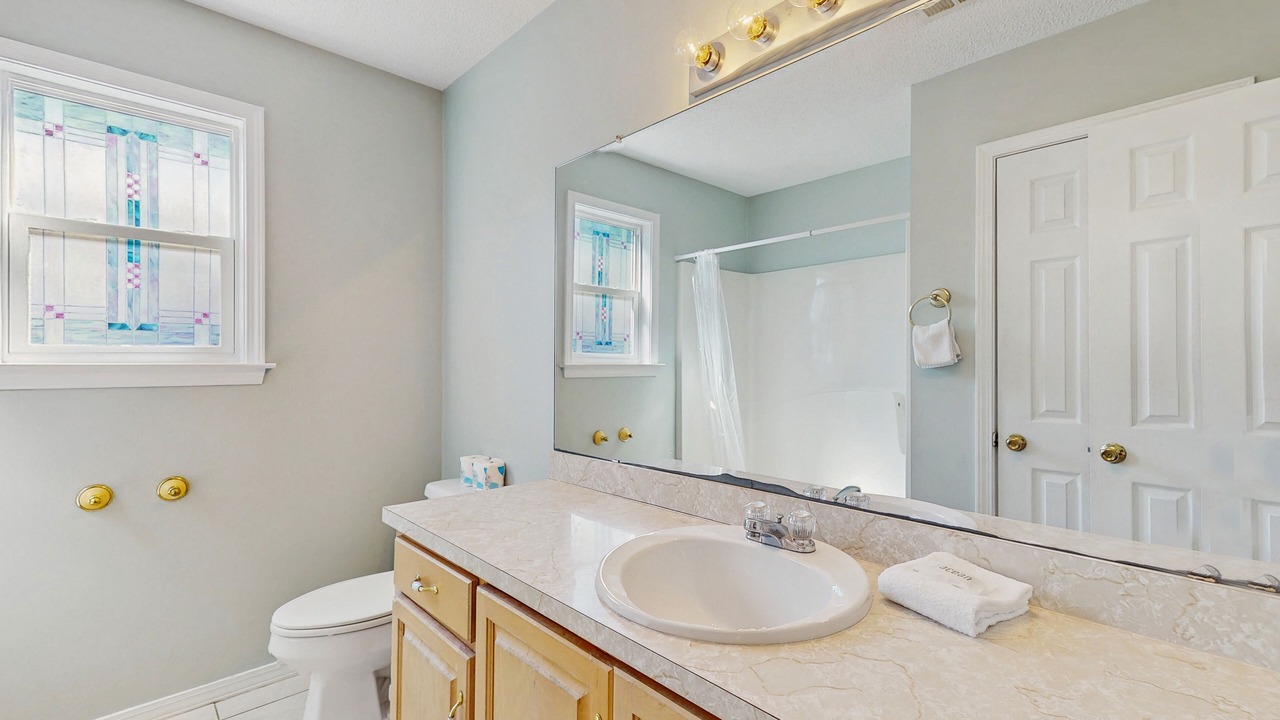 Photo of Bathroom in Audubon Place