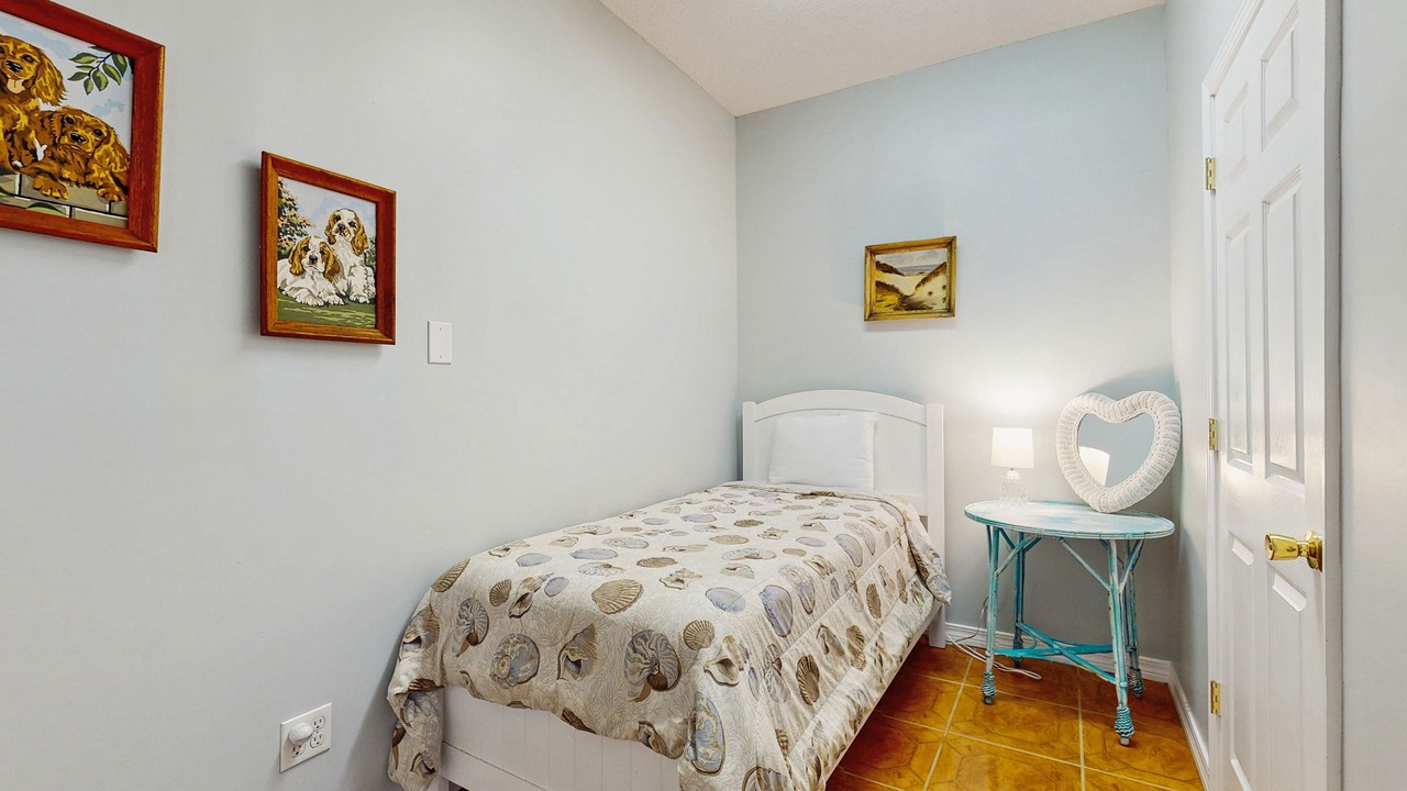 Photo of Bedroom in Audubon Place