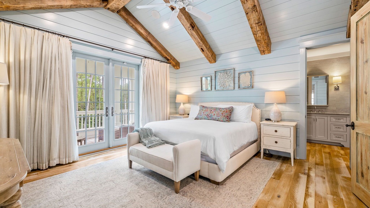 Photo of Bedroom in Gulf District