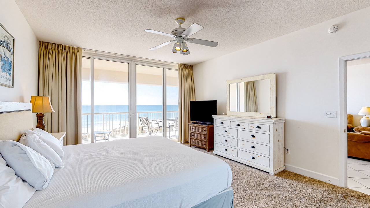 Photo of Bedroom in Navarre Beach