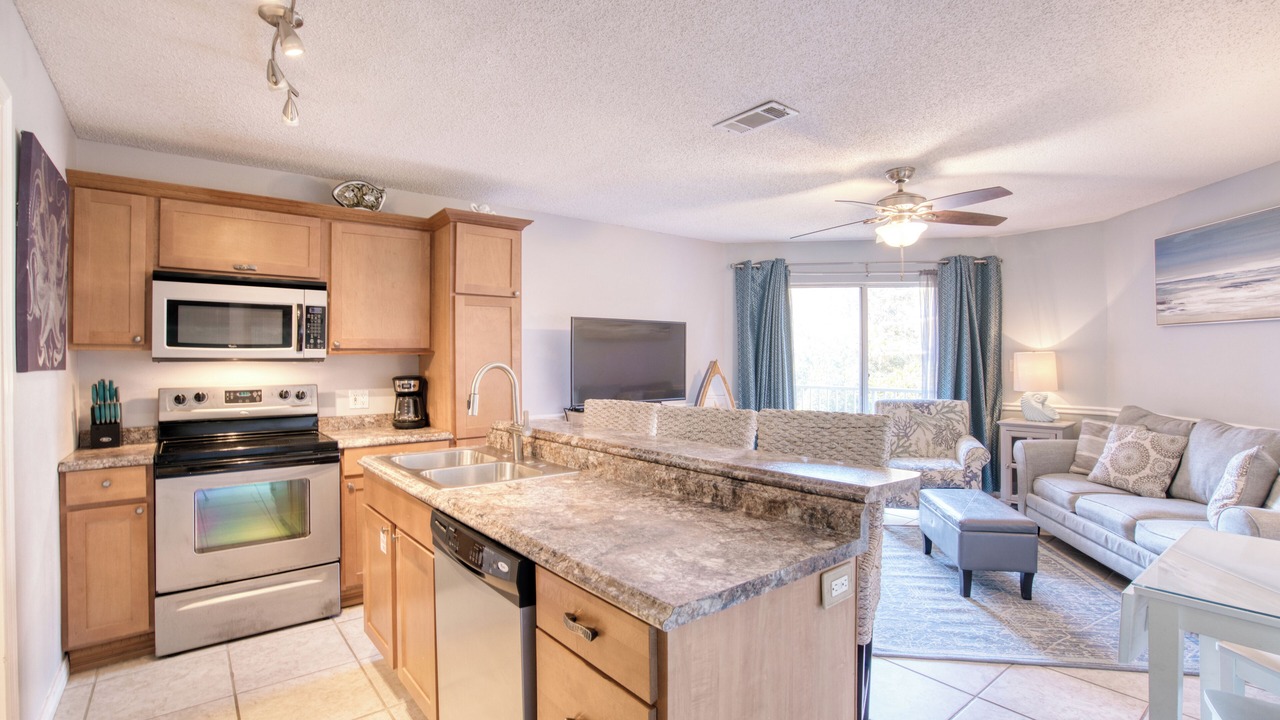 Photo of Kitchen in Avalon Beach Estates