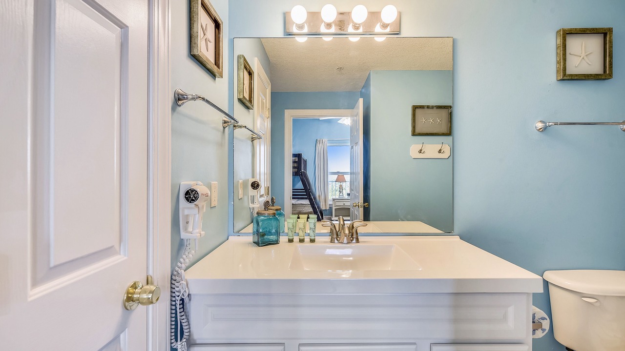 Photo of Bathroom in Bahama Beach