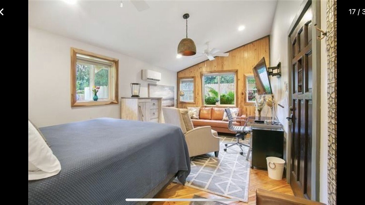 Photo of Bedroom in Mandeville