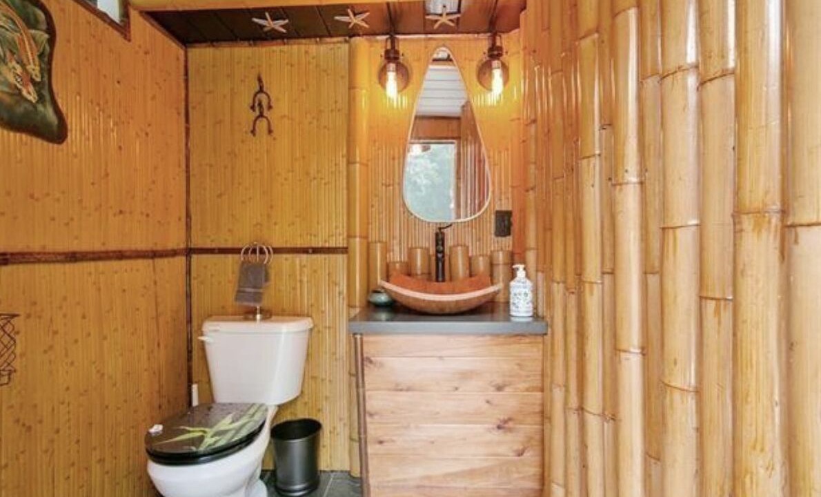 Photo of Bathroom in Mandeville