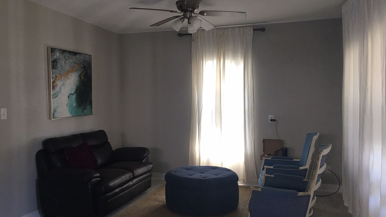 Photo of Livingroom in Groves
