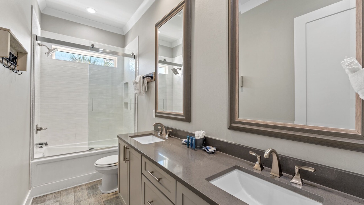 Photo of Bathroom in Emerald Waters Village