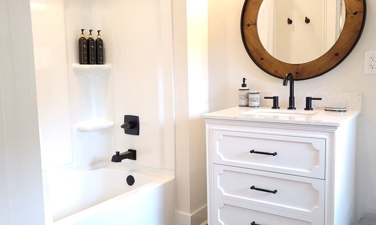 Photo of Bathroom in Old East Hill