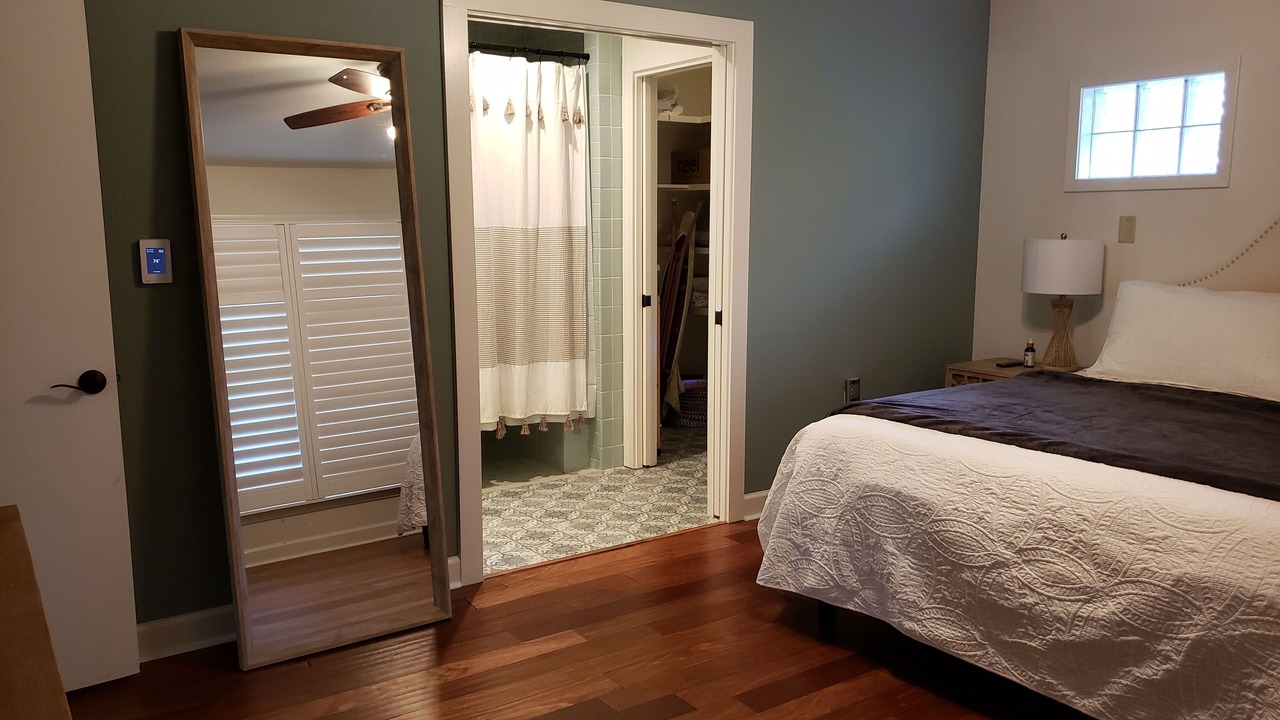 Photo of Bedroom in Mid City South