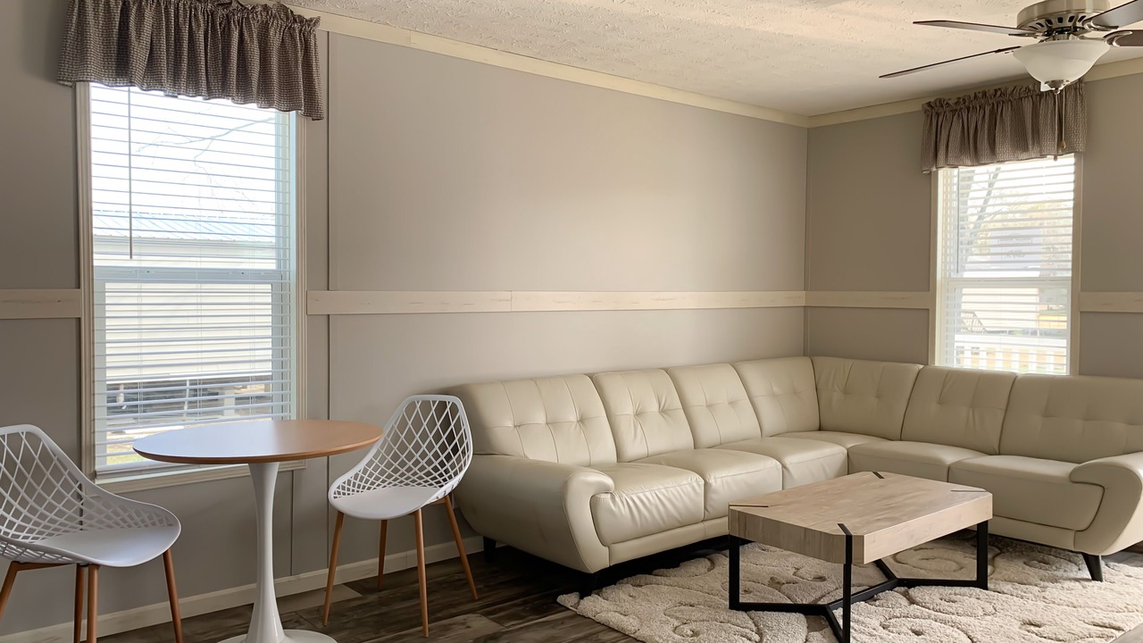 Photo of Livingroom in Prairieville