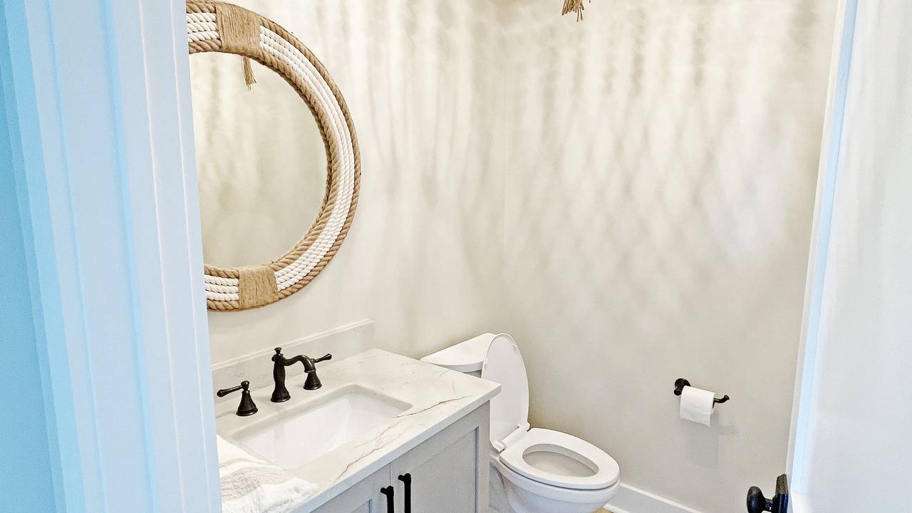 Photo of Bathroom in Plantation