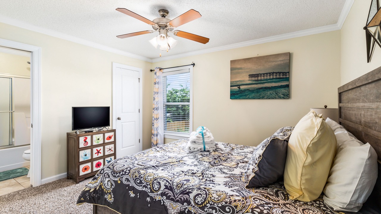 Photo of Bedroom in Laguna Beach Estates