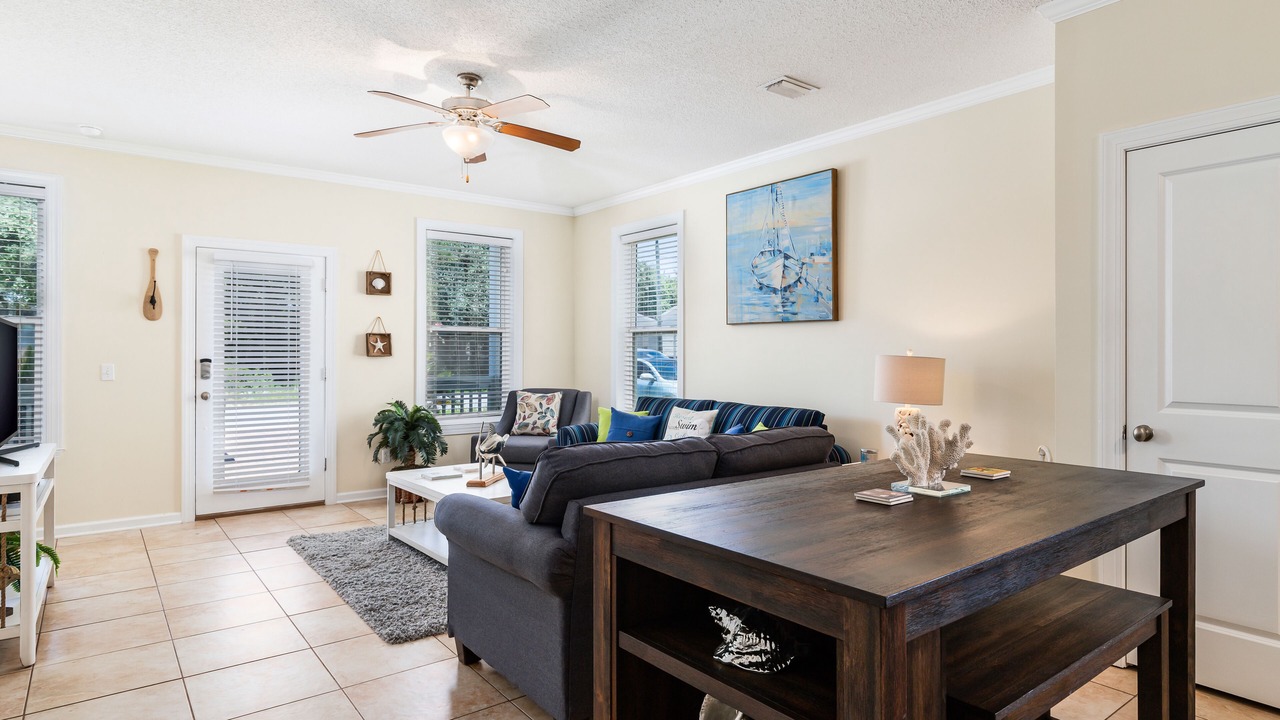 Photo of Livingroom in Laguna Beach Estates