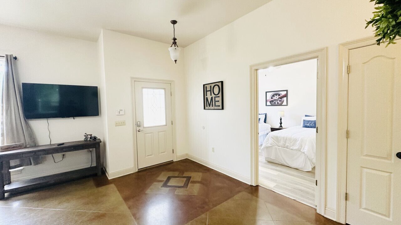 Photo of Bedroom in Pine Grove
