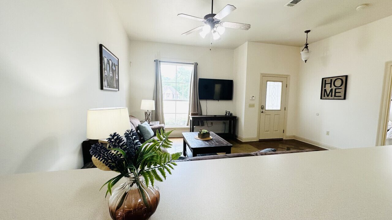 Photo of Livingroom in Pine Grove