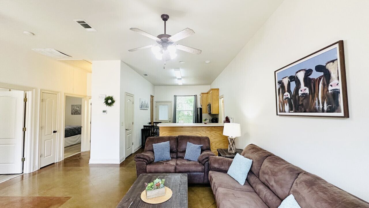 Photo of Livingroom in Pine Grove