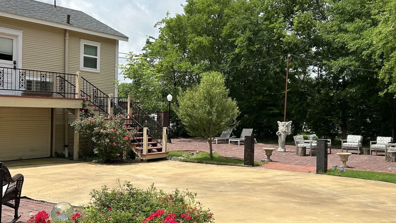 Photo of Patio Balcony in Sulphur Springs